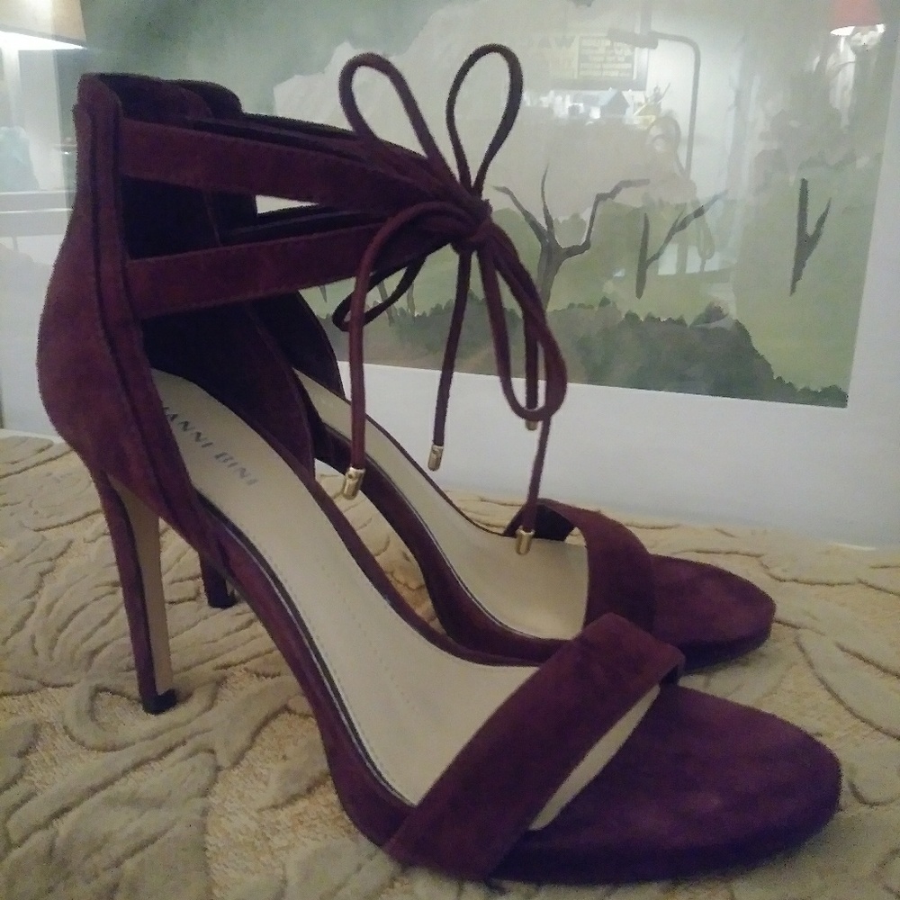 Gianni Bini Burgundy Suede Sandals